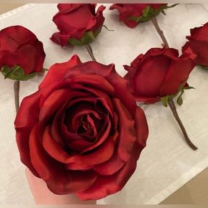(7) Red Roses / Faux Florals.
